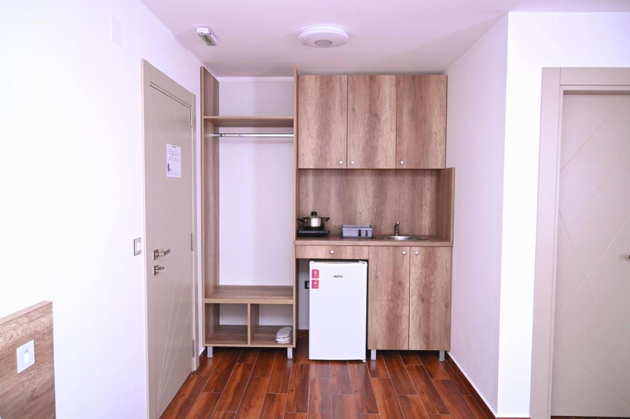 Dona, Altina Lejlighedshotel Beograd Eksteriør billede
