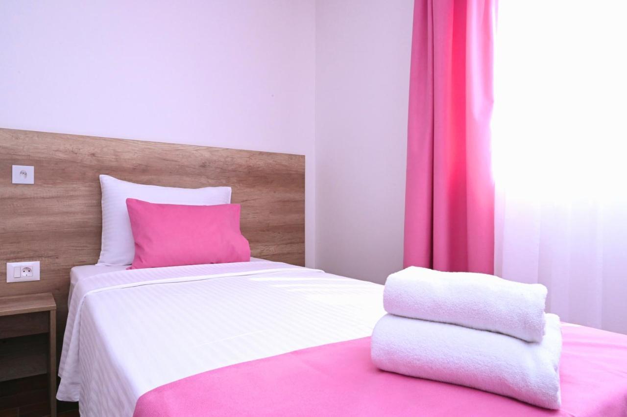 Dona, Altina Lejlighedshotel Beograd Eksteriør billede